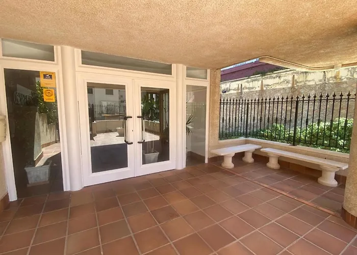 With Panoramic Sea & Mountain Views - شقة *