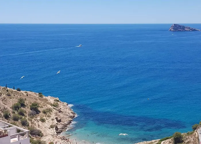 With Panoramic Sea & Mountain Views - بينايدورم